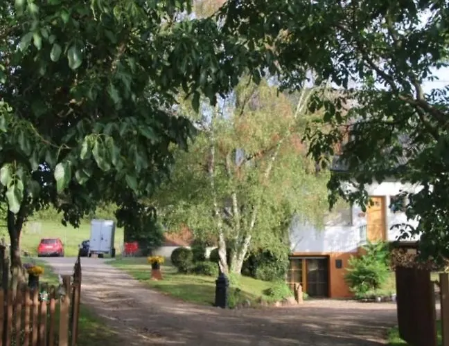 בית אירוח Kemenate Gechaichnishof 7born