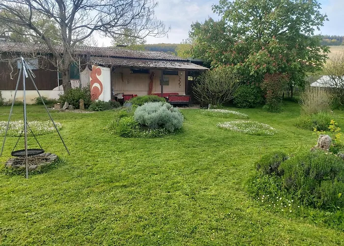 בית אירוח Kemenate Gechaichnishof 7born Maring-Noviand