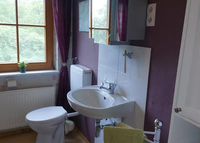 Kemenate Gechaichnishof 7born בית אירוח *